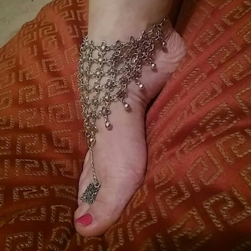 Bohemian foot fetish / Fancy Feet Gypsy *(2 available)